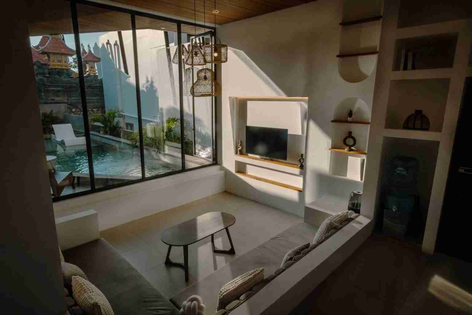 Lounge of The Media Suite, Bingin